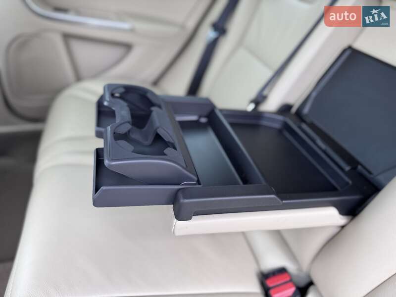 Універсал Volvo V60 2012 в Києві