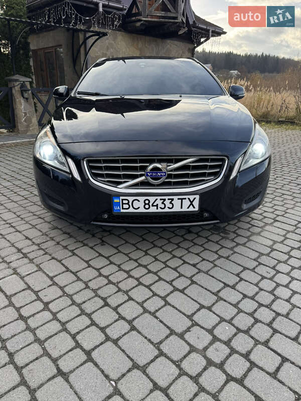 Універсал Volvo V60 2010 в Трускавці
