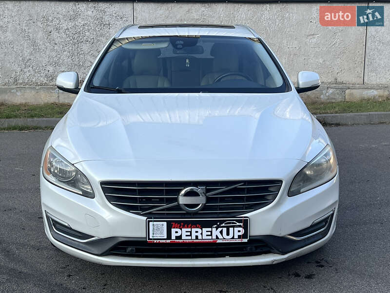 Универсал Volvo V60 2014 в Киеве