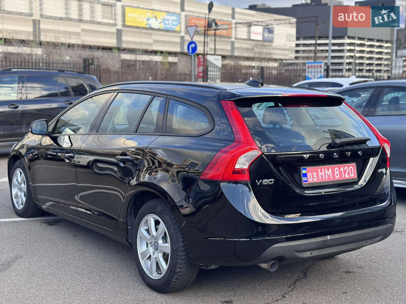 Универсал Volvo V60 2012 в Киеве фото 11 Универсал Volvo V60 2012 в Киеве