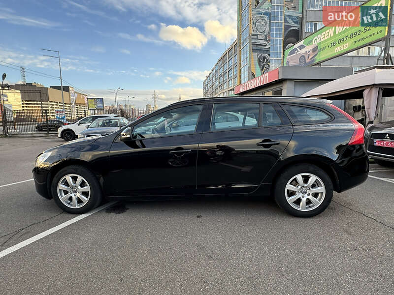 Универсал Volvo V60 2012 в Киеве фото 59 Универсал Volvo V60 2012 в Киеве