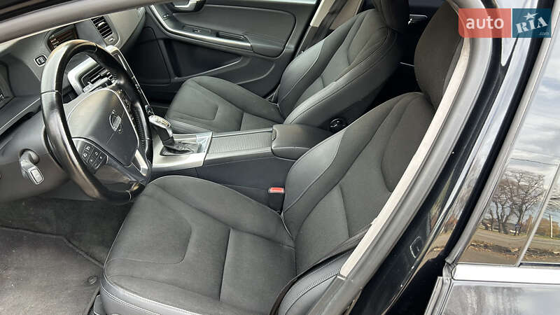 Універсал Volvo V60 2013 в Калуші