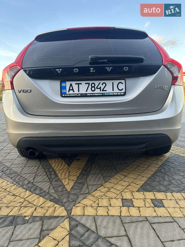 Универсал Volvo V60 2011 в Стрые фото 10 Универсал Volvo V60 2011 в Стрые