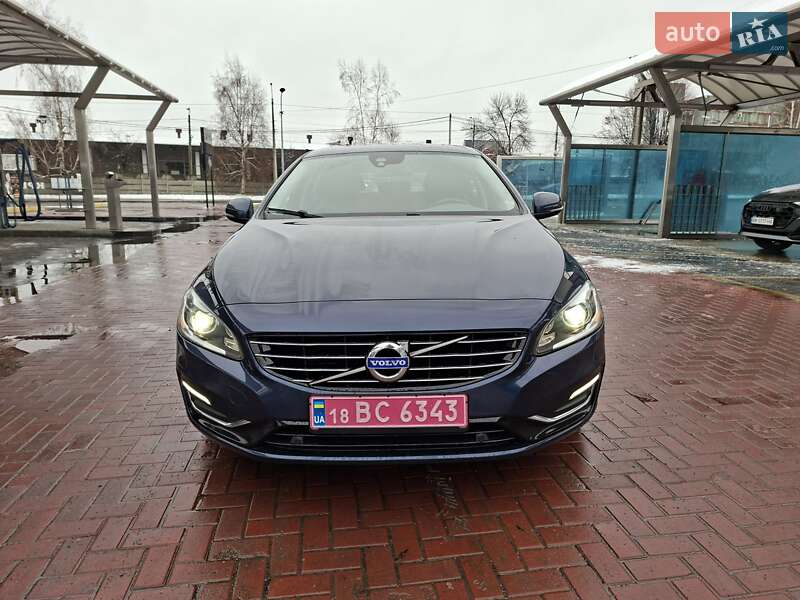 Универсал Volvo V60 2014 в Ровно фото 17 Универсал Volvo V60 2014 в Ровно