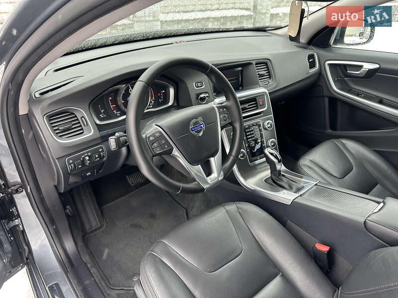 Универсал Volvo V60 2016 в Стрые