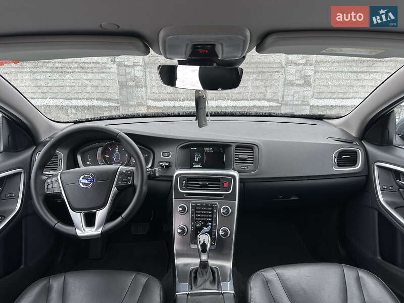 Универсал Volvo V60 2016 в Стрые