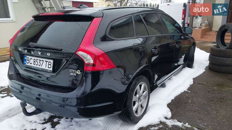 Универсал Volvo V60 2011 в Дрогобыче