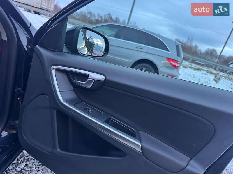 Універсал Volvo V60 2011 в Стрию