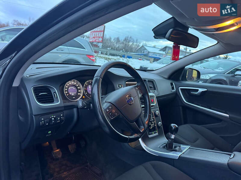 Універсал Volvo V60 2011 в Стрию