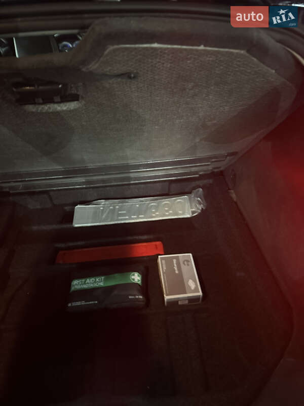 Універсал Volvo V60 2011 в Іршаві