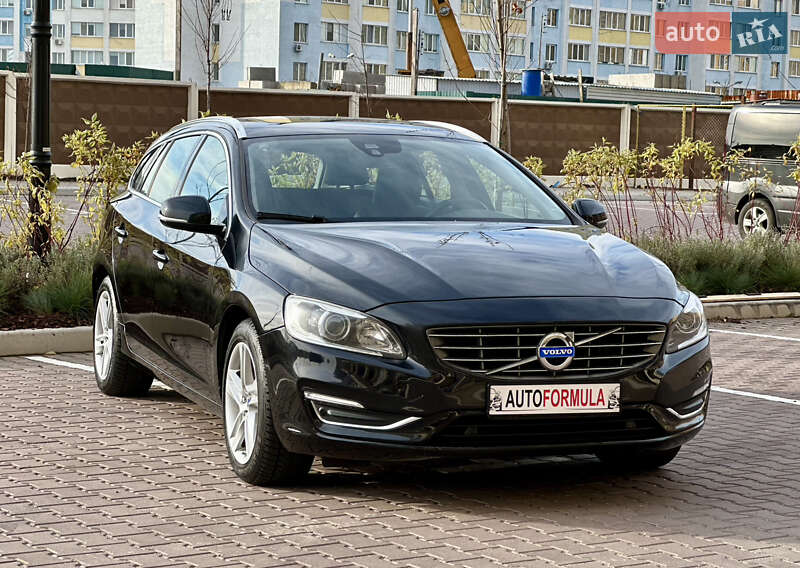 Универсал Volvo V60 2014 в Киеве