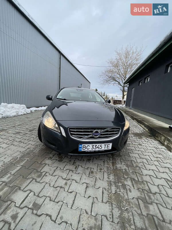 Універсал Volvo V60 2011 в Стрию