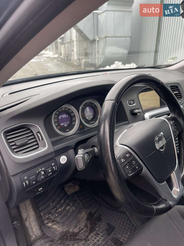 Універсал Volvo V60 2011 в Стрию