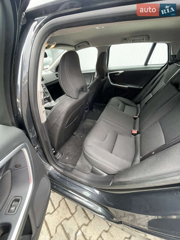 Універсал Volvo V60 2011 в Стрию