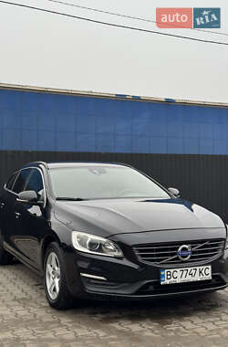Універсал Volvo V60 2015 в Львові