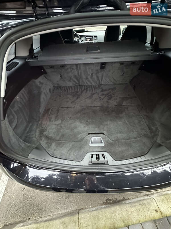 Універсал Volvo V60 2012 в Дубні фото 30 Універсал Volvo V60 2012 в Дубні
