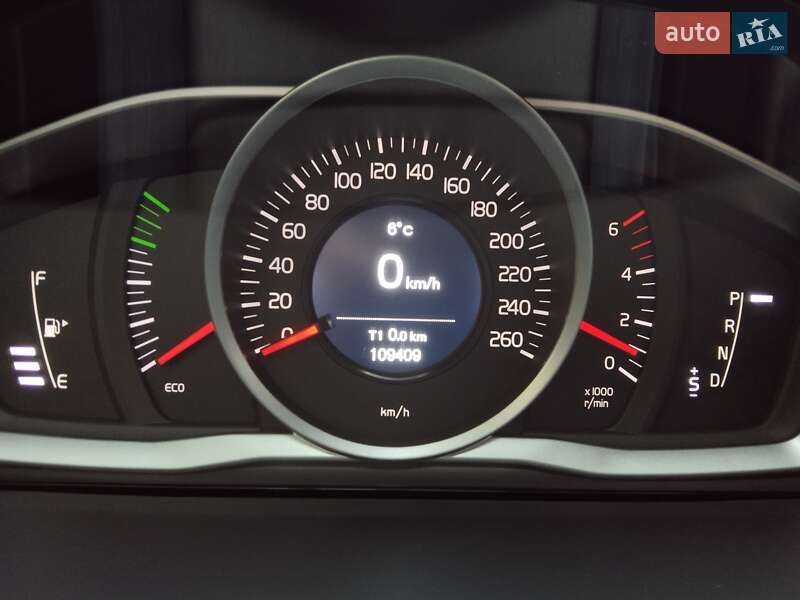 Универсал Volvo V60 2013 в Киеве фото 19 Универсал Volvo V60 2013 в Киеве