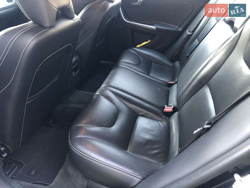 Универсал Volvo V60 2015 в Мостиске фото 13 Универсал Volvo V60 2015 в Мостиске