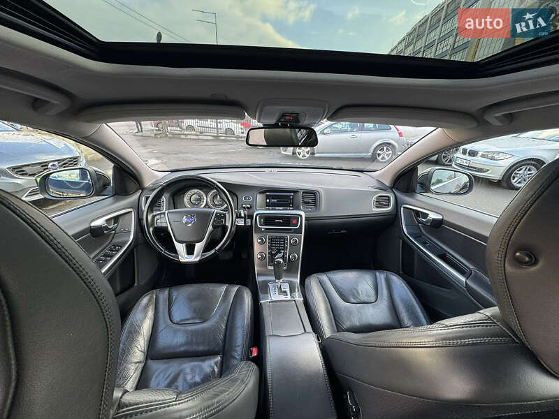 Універсал Volvo V60 2011 в Києві фото 37 Універсал Volvo V60 2011 в Києві