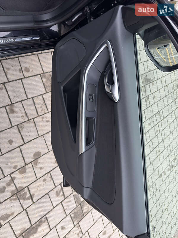 Универсал Volvo V60 2012 в Стрые фото 114 Универсал Volvo V60 2012 в Стрые