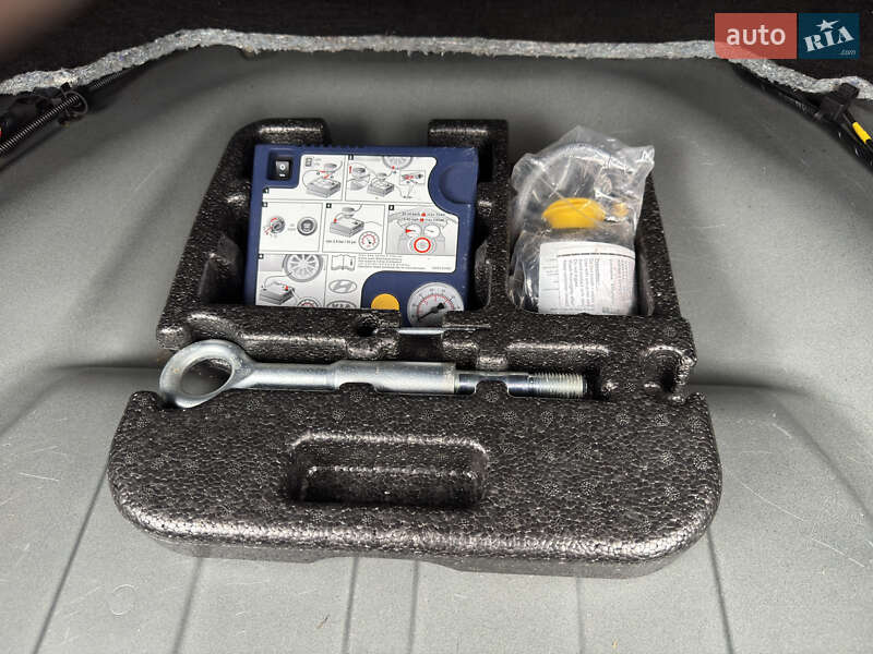 Универсал Volvo V60 2012 в Стрые фото 167 Универсал Volvo V60 2012 в Стрые