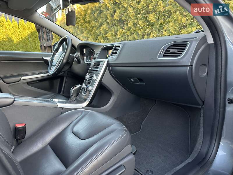 Універсал Volvo V60 2016 в Стрию