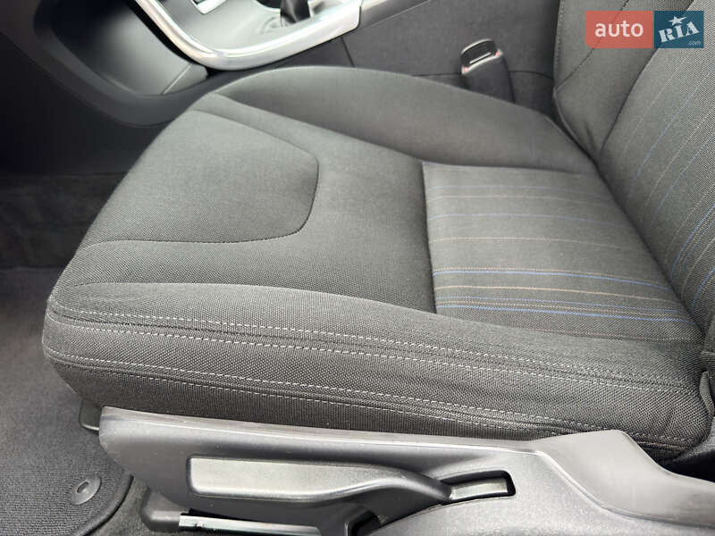 Универсал Volvo V60 2012 в Стрые