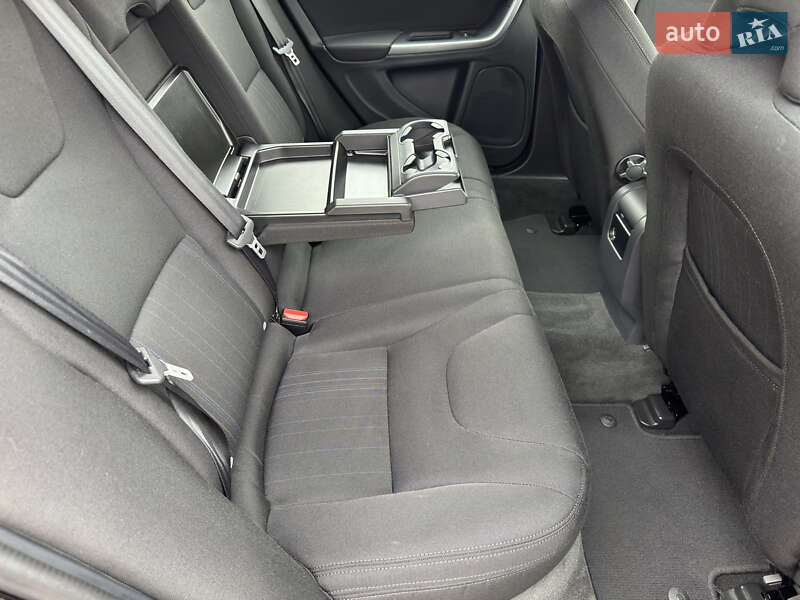 Универсал Volvo V60 2012 в Стрые