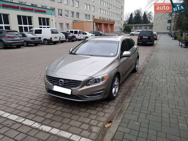 Универсал Volvo V60 2013 в Луцке