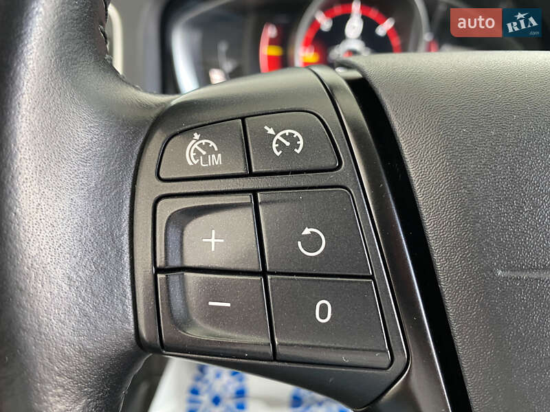 Универсал Volvo V60 2018 в Львове фото 14 Универсал Volvo V60 2018 в Львове