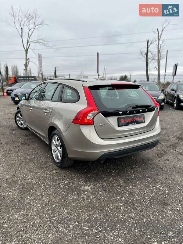 Универсал Volvo V60 2011 в Белогородке