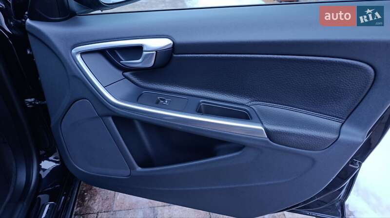 Универсал Volvo V60 2011 в Стрые