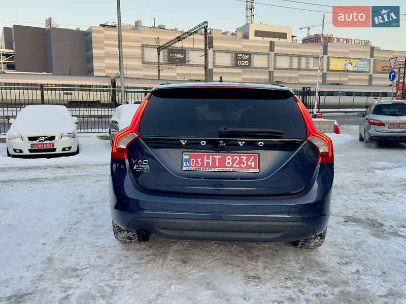 Универсал Volvo V60 2012 в Киеве