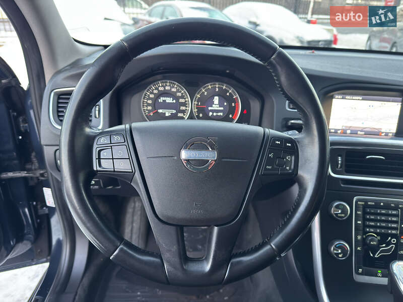 Универсал Volvo V60 2012 в Киеве