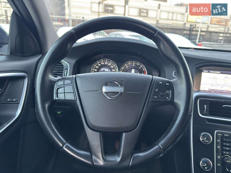 Универсал Volvo V60 2012 в Киеве