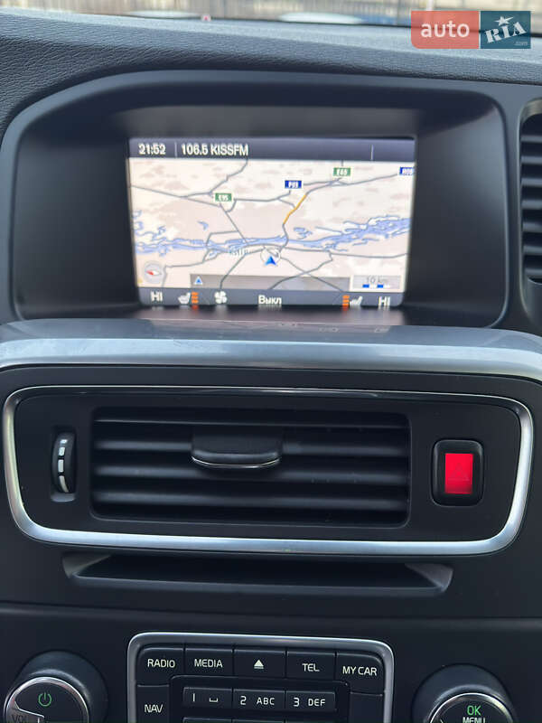 Универсал Volvo V60 2012 в Киеве