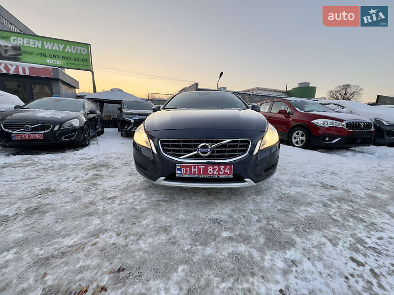 Универсал Volvo V60 2012 в Киеве