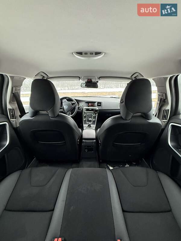 Универсал Volvo V60 2011 в Сумах фото 18 Универсал Volvo V60 2011 в Сумах