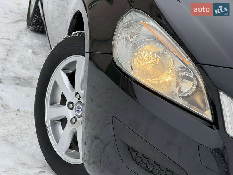 Универсал Volvo V60 2011 в Стрые фото 14 Универсал Volvo V60 2011 в Стрые