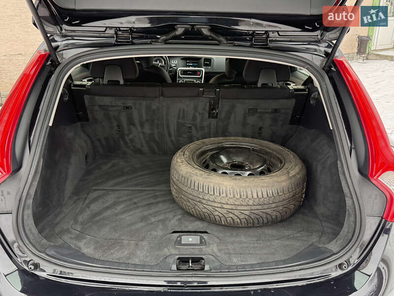 Универсал Volvo V60 2011 в Стрые фото 33 Универсал Volvo V60 2011 в Стрые