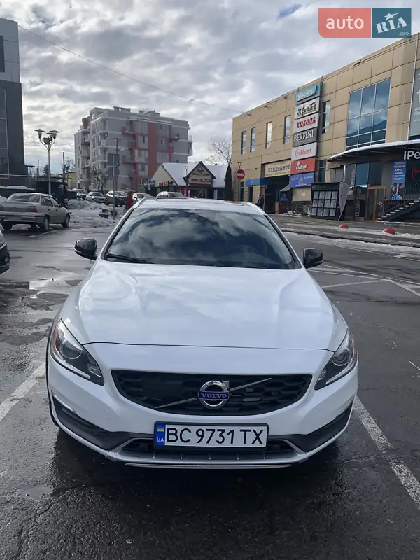 Volvo V60 2015