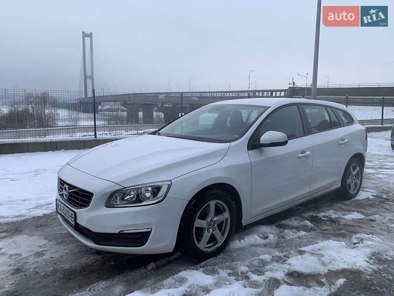 Универсал Volvo V60 2016 в Киеве фото Универсал Volvo V60 2016 в Киеве