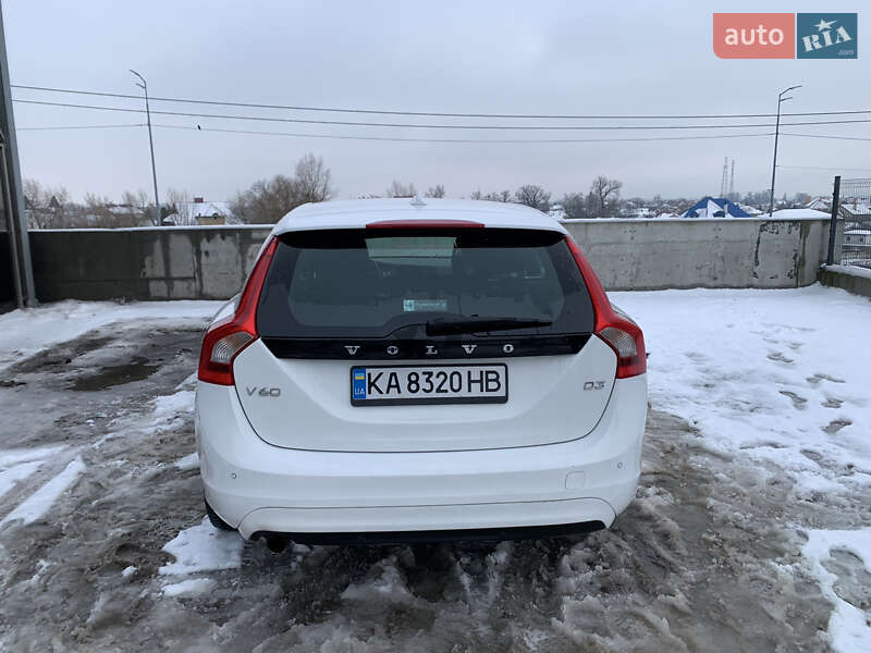 Универсал Volvo V60 2016 в Киеве фото 9 Универсал Volvo V60 2016 в Киеве