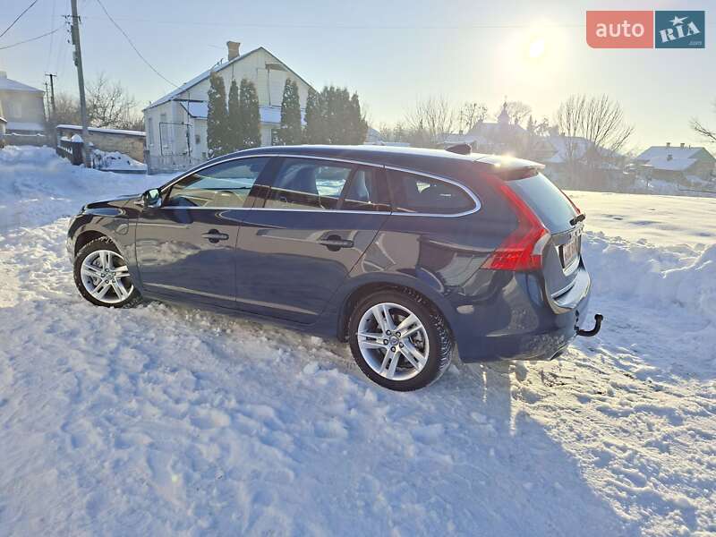 Универсал Volvo V60 2014 в Ровно фото 10 Универсал Volvo V60 2014 в Ровно