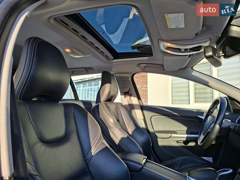 Универсал Volvo V60 2014 в Ровно фото 37 Универсал Volvo V60 2014 в Ровно