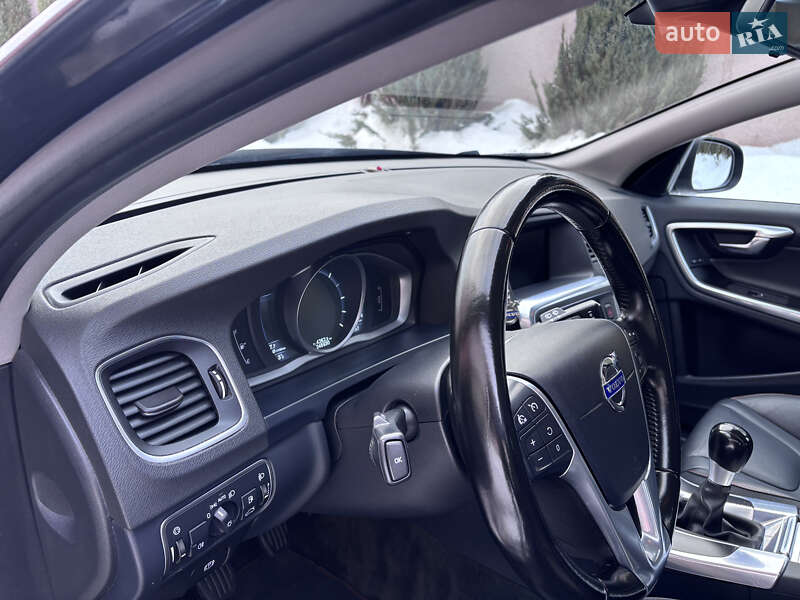 Универсал Volvo V60 2015 в Стрые