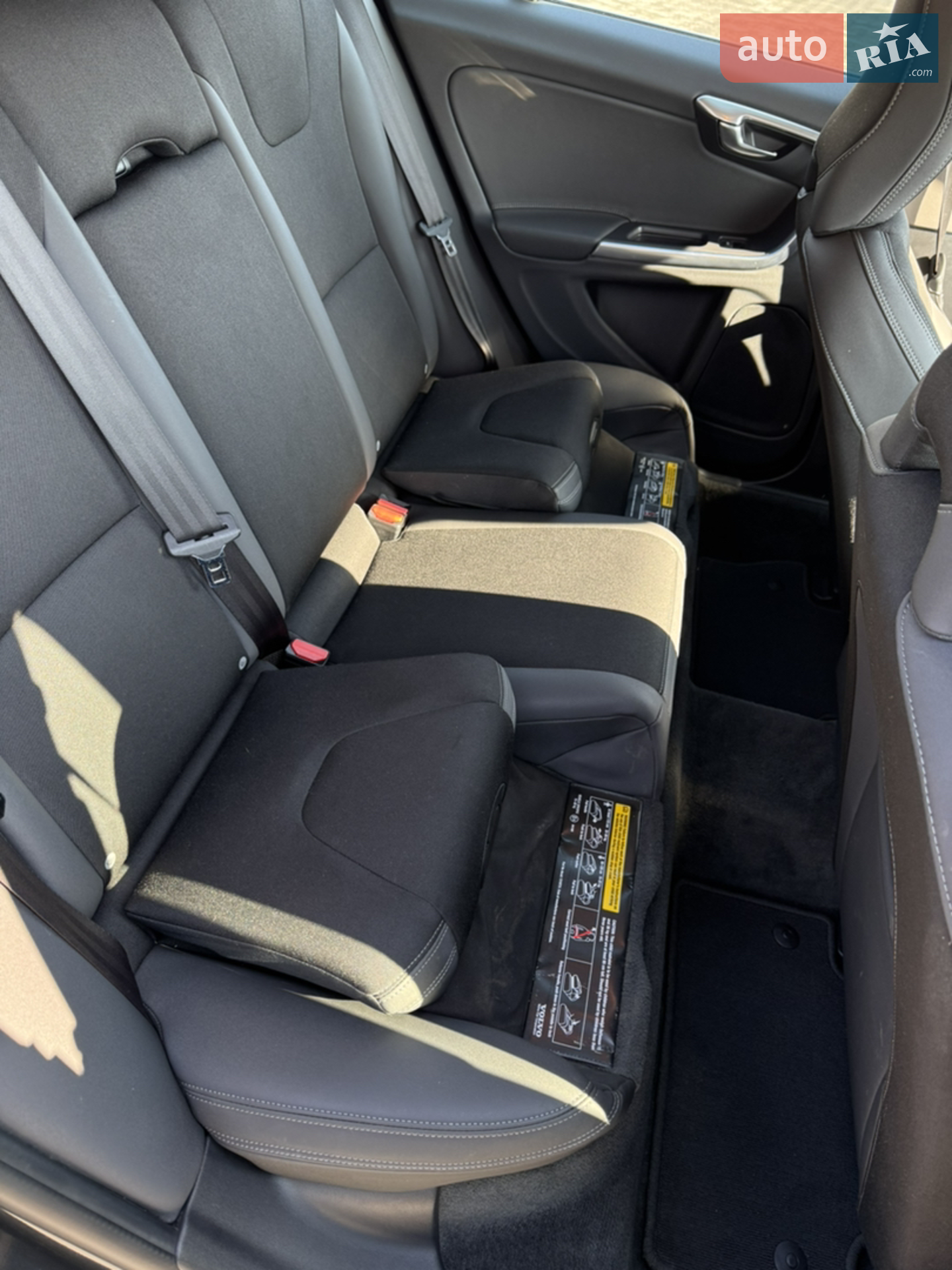 2014 Volvo V60 - мініатюра 17