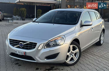 Универсал Volvo V60 2011 в Луцке