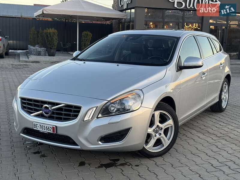 Volvo V60 2011