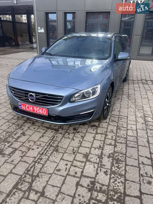Универсал Volvo V60 2018 в Дрогобыче